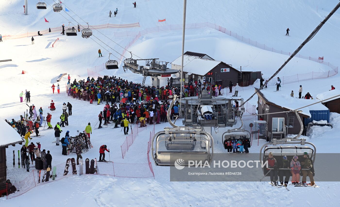 Старт горнолыжного сезона на курорте Красная поляна