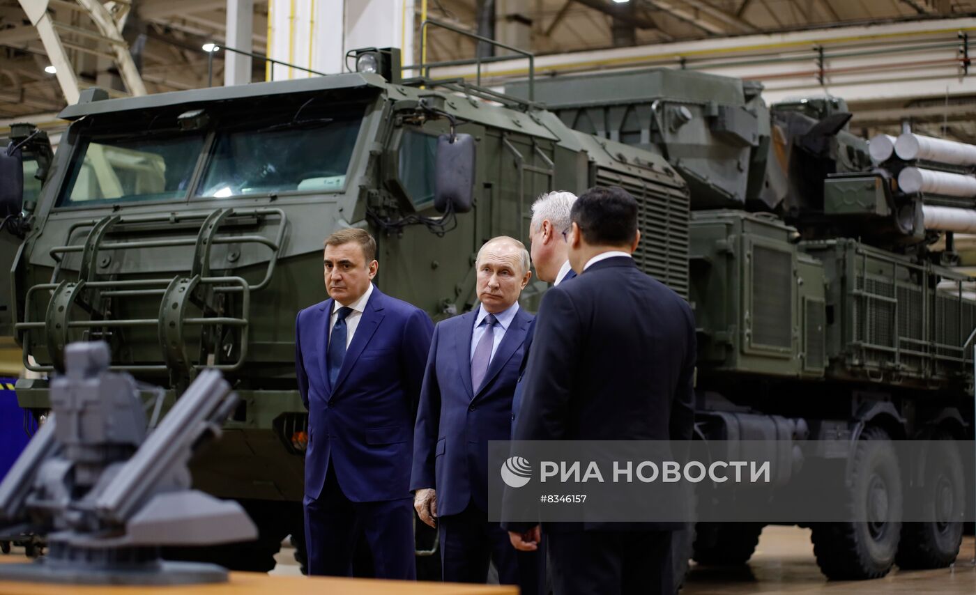 Рабочая поездка президента РФ В. Путина в Тулу