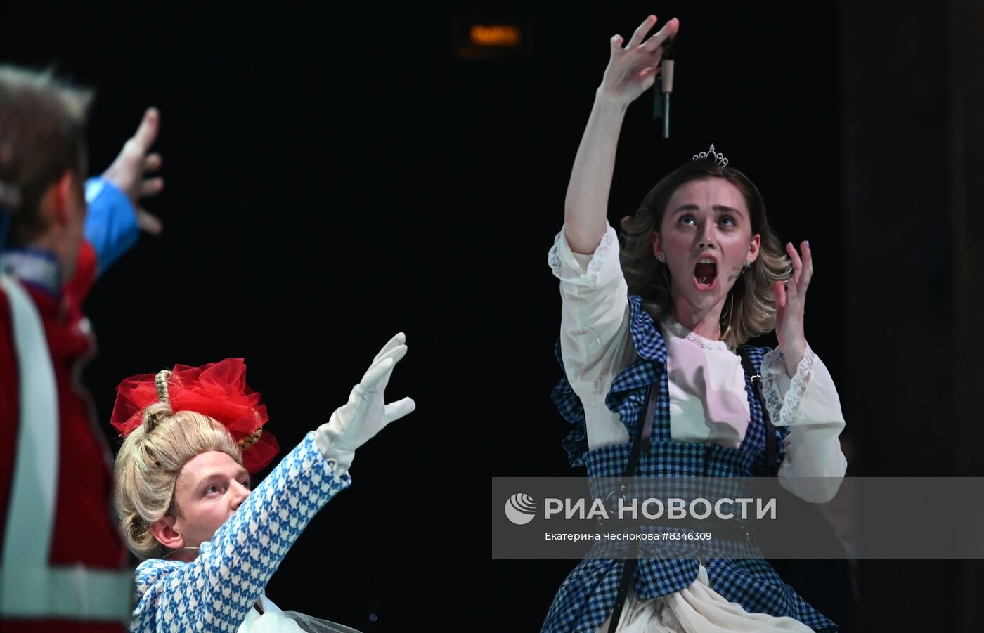 Спектакль "Огниво" в театре "Современник"