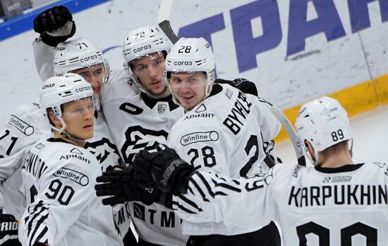 Хоккей. КХЛ. Матч "Динамо" (Москва) - "Трактор"