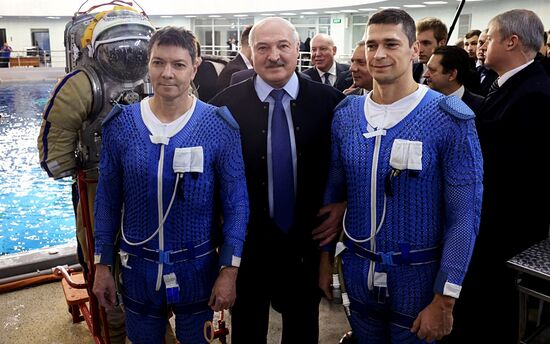 Президент Белоруссии А. Лукашенко посетил ЦПК им. Ю.А. Гагарина