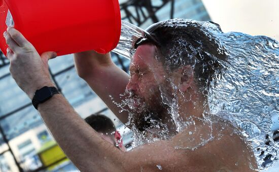 Акция "Закаленная Россия – здоровая страна" во Владивостоке