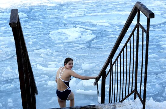 Акция "Закаленная Россия – здоровая страна" во Владивостоке