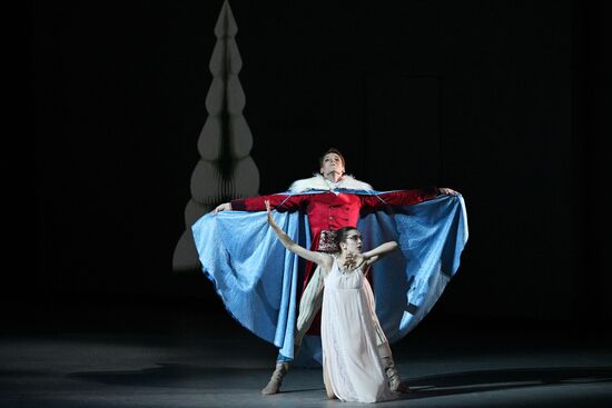 Балет "Щелкунчик" в постановке хореографа Юрия Посохова