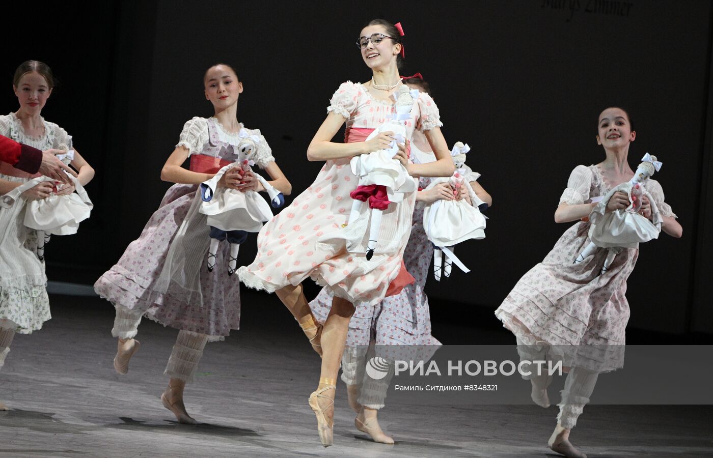 Балет "Щелкунчик" в постановке хореографа Юрия Посохова