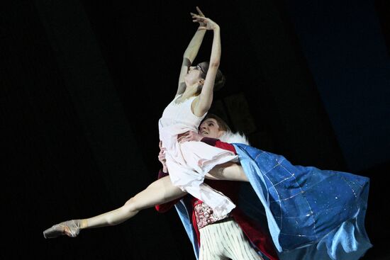 Балет "Щелкунчик" в постановке хореографа Юрия Посохова