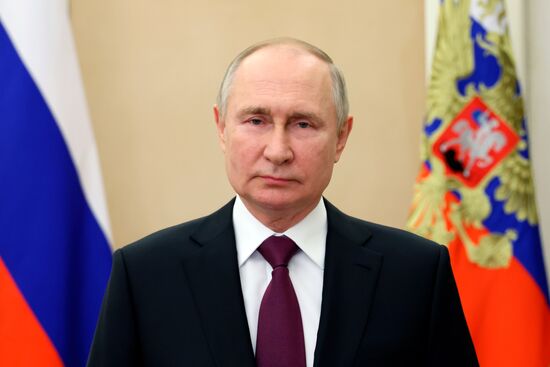 Видеообращение президента РФ В. Путина по случаю Дня спасателя