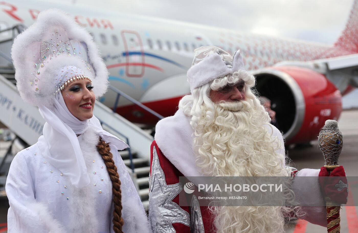 Прибытие Деда Мороза на самолете МС-21 в Калининград