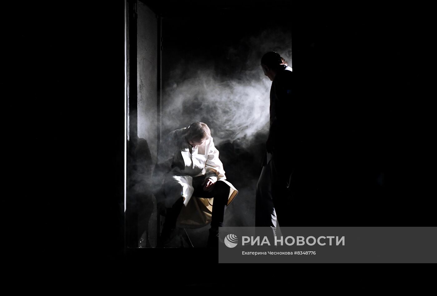 Спектакль "Портрет Дориана Грея" в театре им. Н.В. Гоголя