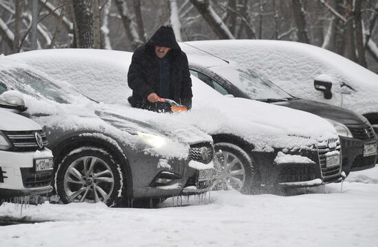 Снегопад в Москве