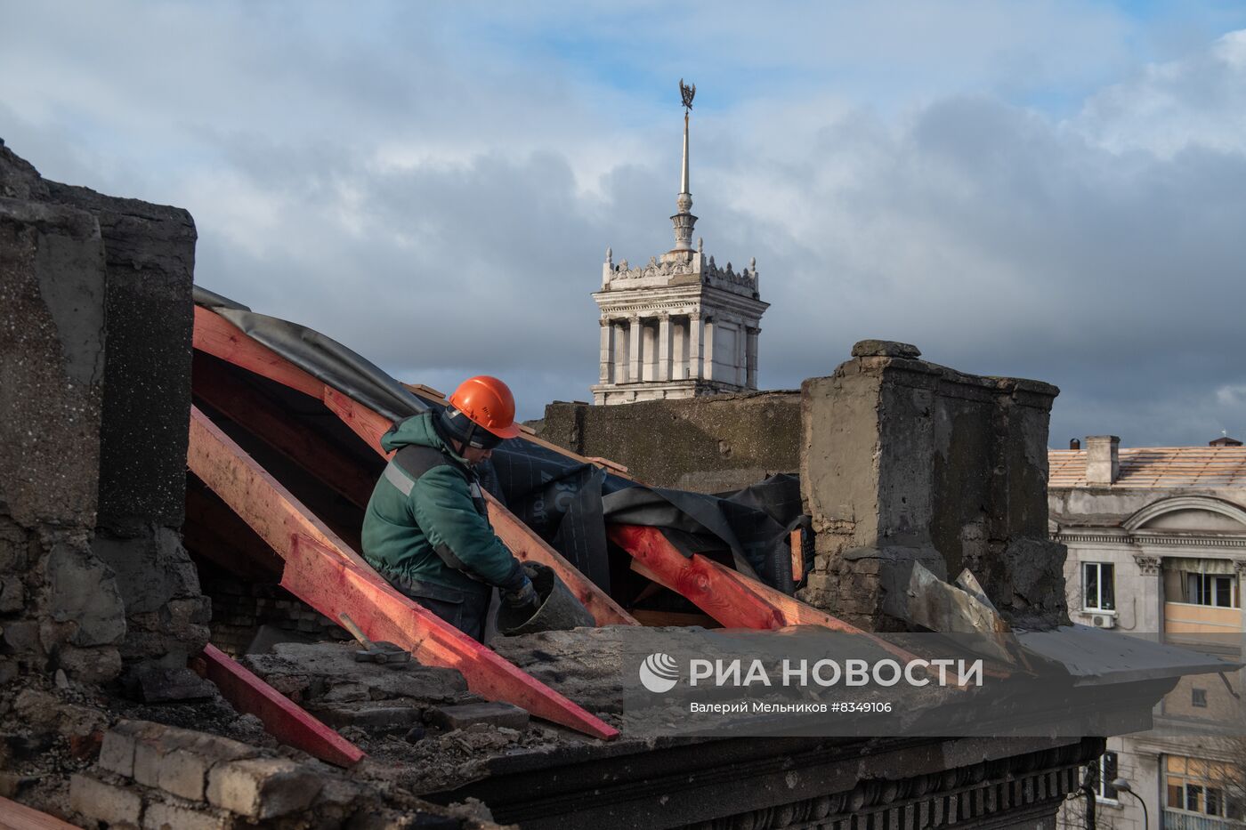 Работы по ремонту крыш в Мариуполе