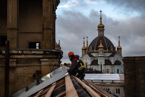 Работы по ремонту крыш в Мариуполе