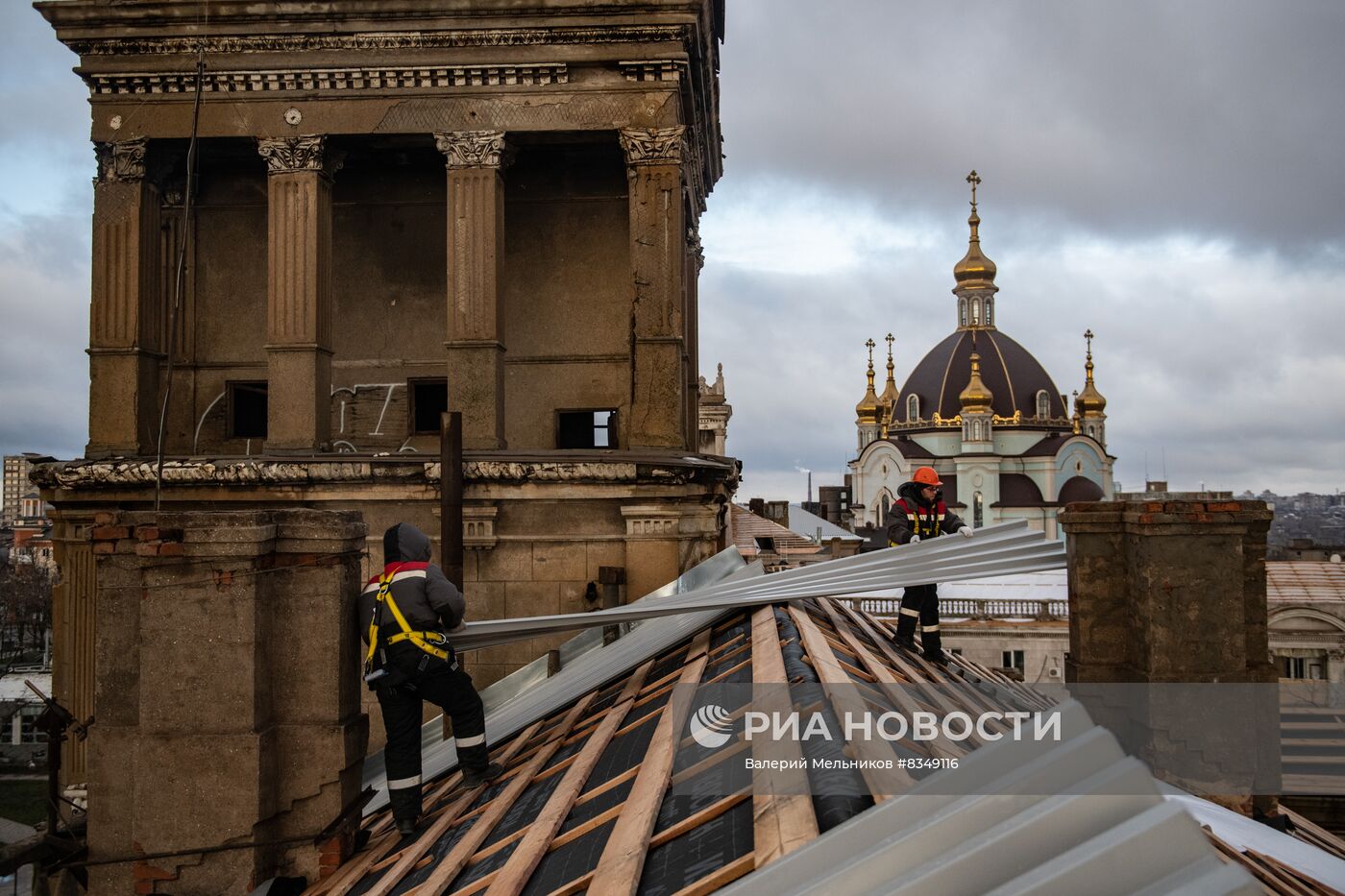 Работы по ремонту крыш в Мариуполе