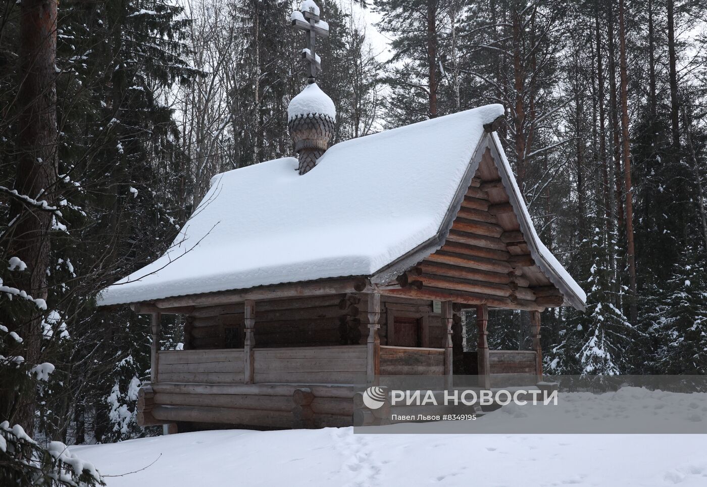 Музей зодчества "Малые Карелы" в Архангельской области