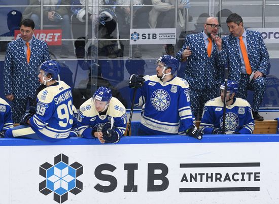 Хоккей. КХЛ. Матч "Сибирь" - "Автомобилист"