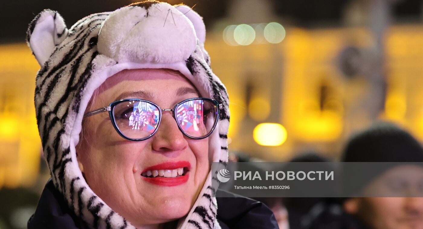 Празднование Нового года в регионах России