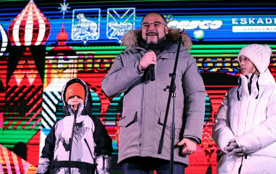 Празднование Нового года в регионах России