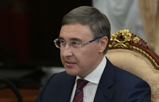 Президент РФ В. Путин встретился с министром науки и высшего образования РФ В. Фальковым