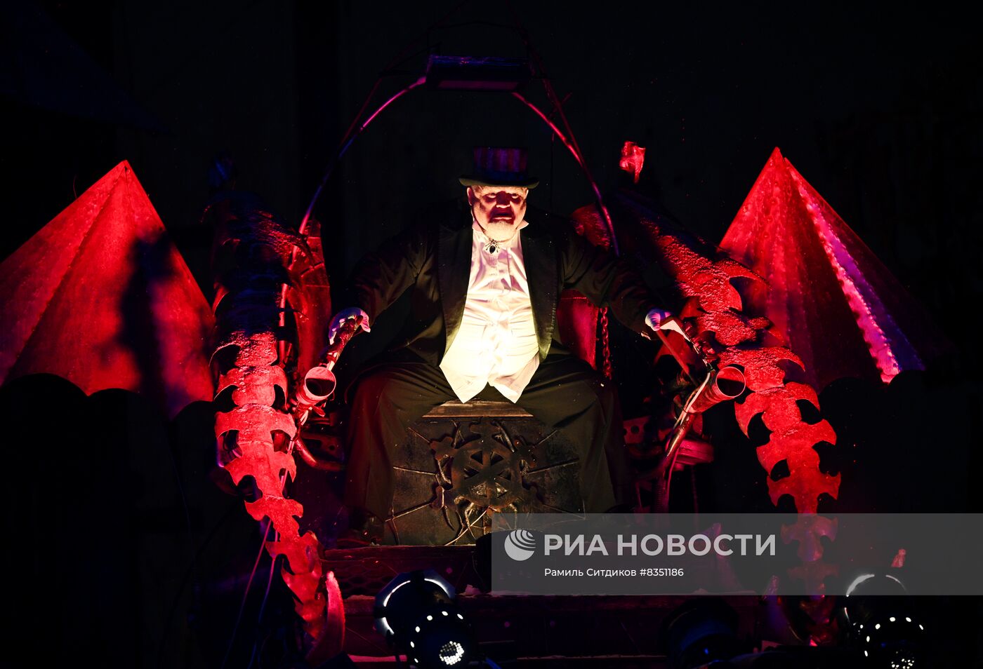 Новогоднее представление для детей в Байк-Центре