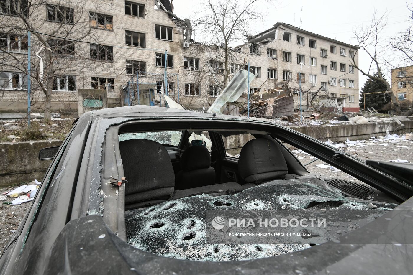 Последствия обстрела ВСУ города Васильевка в Запорожской области