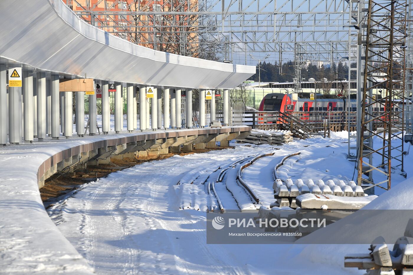 Реконструкция пригородного вокзала Лесной городок | РИА Новости Медиабанк