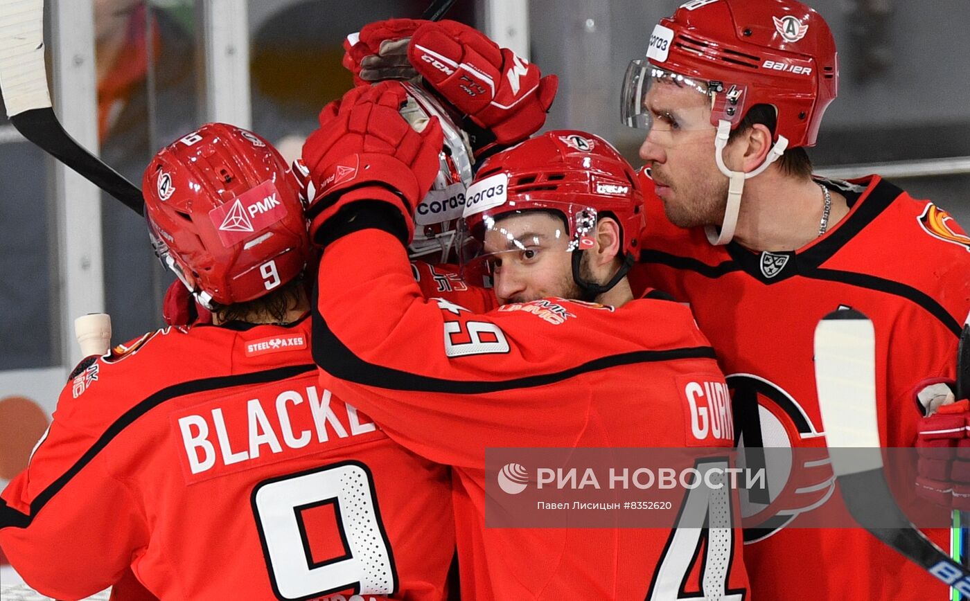 Хоккей. КХЛ. Матч "Автомобилист" - ЦСКА