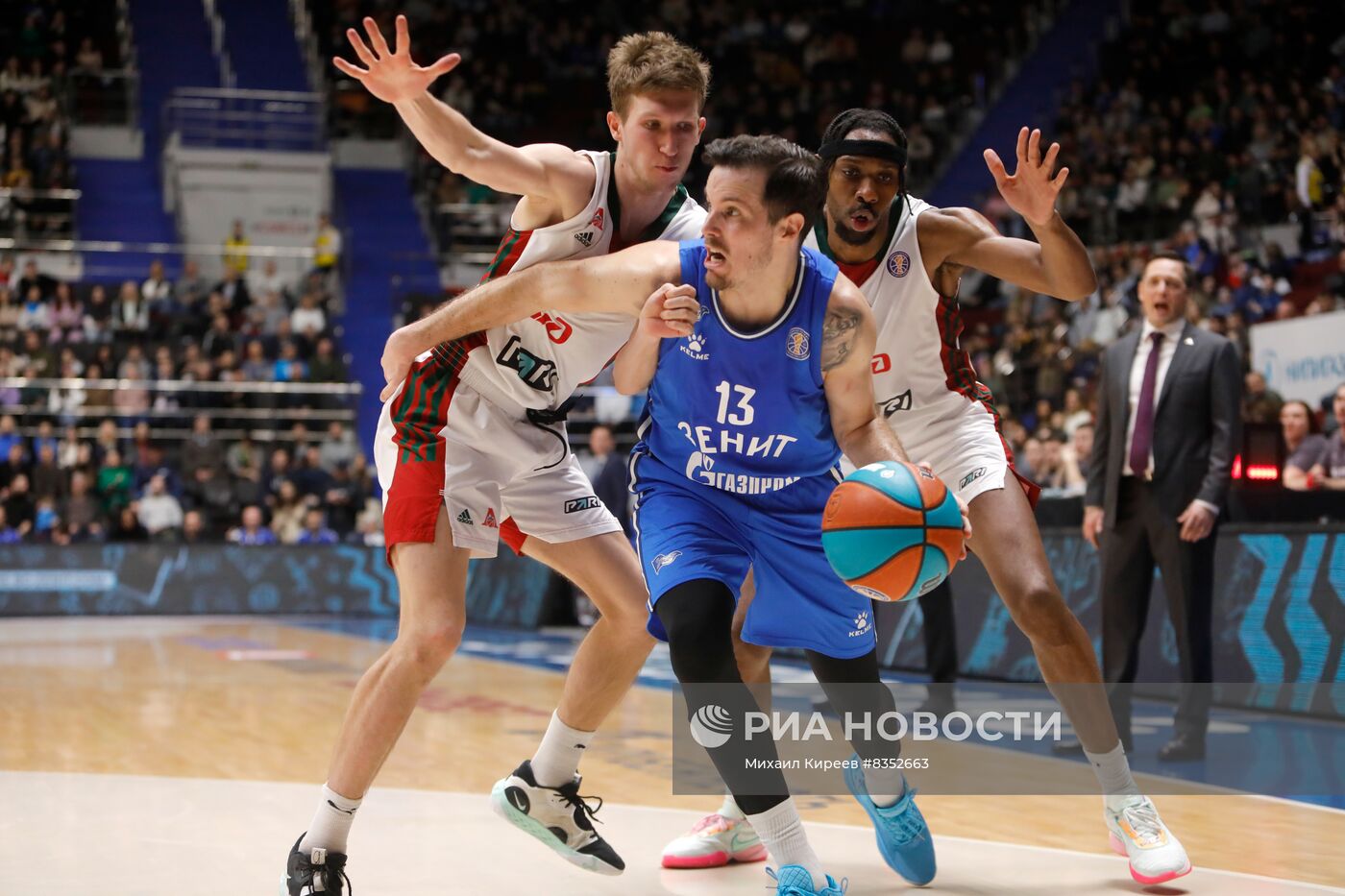 Баскетбол. Единая лига ВТБ. Матч "Зенит" - "Локомотив-Кубань"