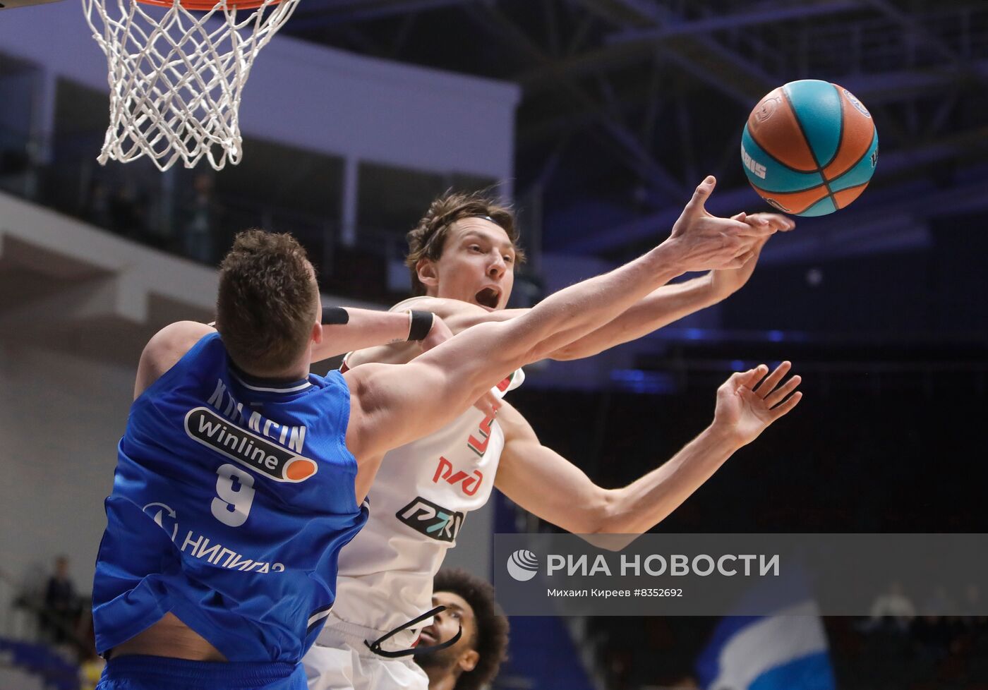 Баскетбол. Единая лига ВТБ. Матч "Зенит" - "Локомотив-Кубань"