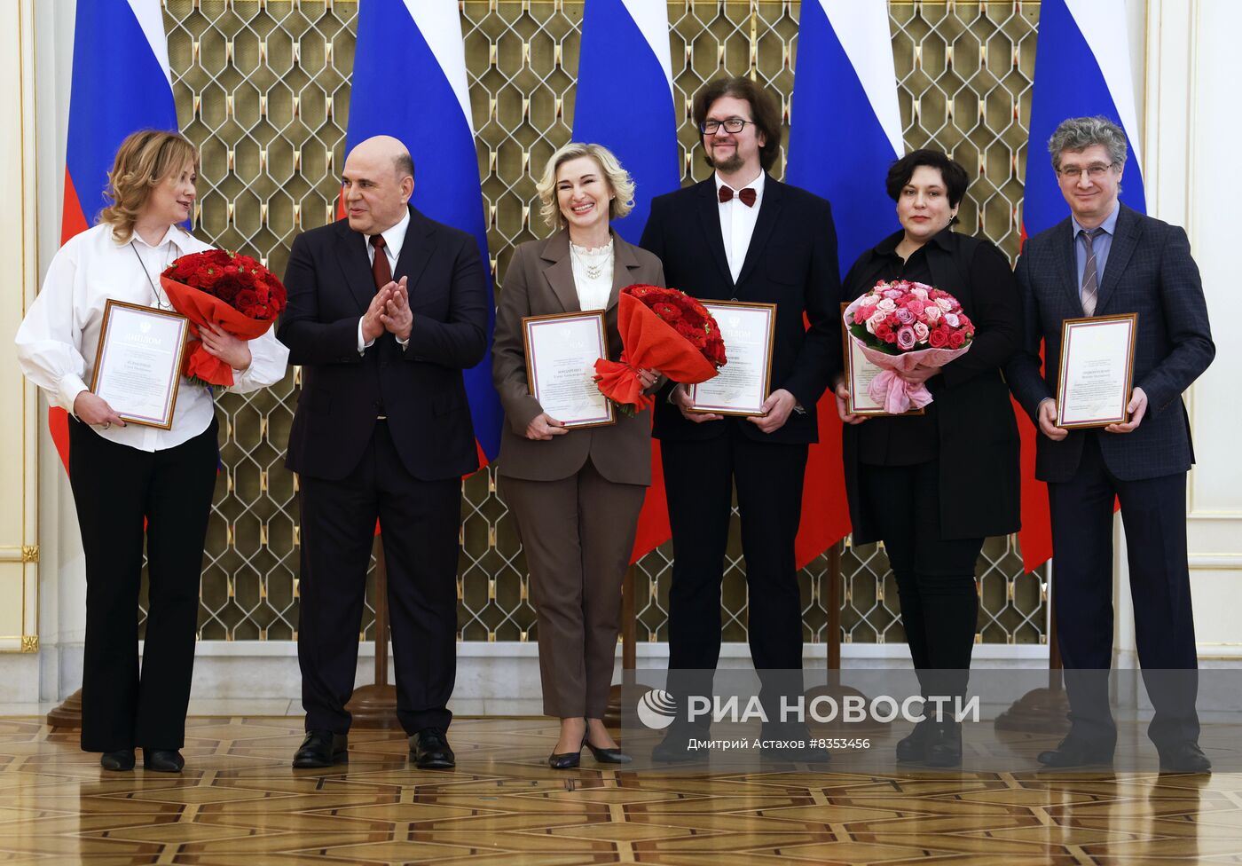 Премьер-министр РФ М. Мишустин вручил премии правительства в области СМИ за 2022 год