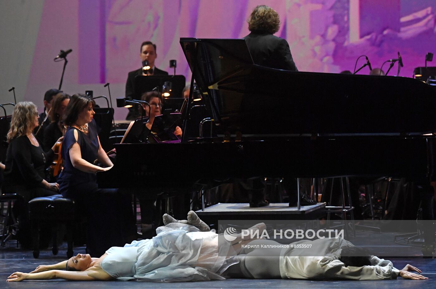 Открытие I Международного конкурса вокалистов и концертмейстеров Хиблы Герзмава