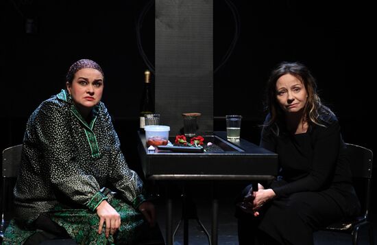 Спектакль "Космос" в МХТ имени А.П. Чехова