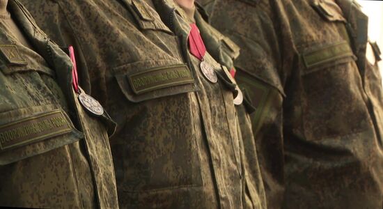 Министр обороны РФ С. Шойгу проинспектировал российскую группировку войск в зоне проведения спецоперации 