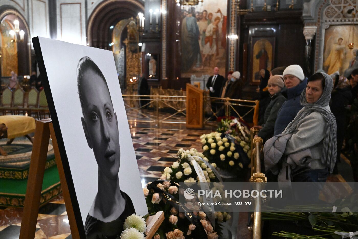 Церемония прощания с народной артисткой СССР Инной Чуриковой