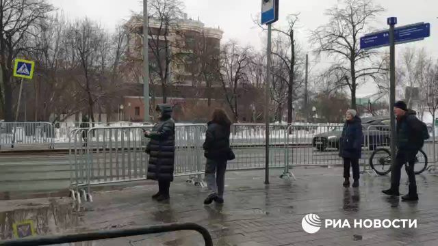 Инну Чурикову похоронили на Новодевичьем кладбище