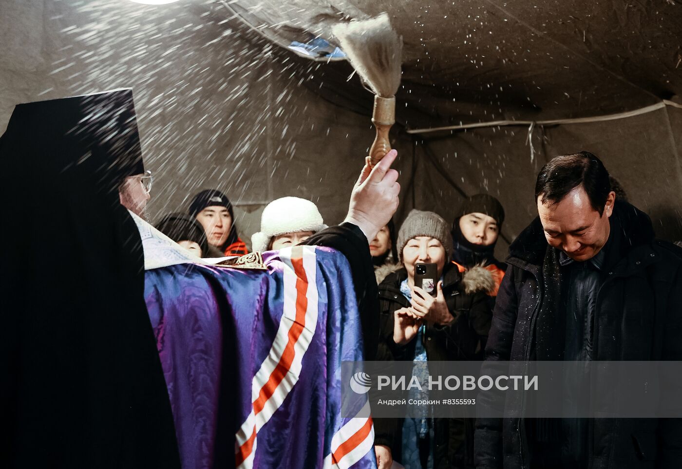 Празднование  Крещения в регионах России 