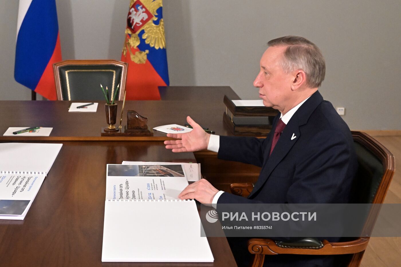 Президент РФ В. Путин принял участие в памятных мероприятиях, посвящённых 80-й годовщине прорыва блокады Ленинграда