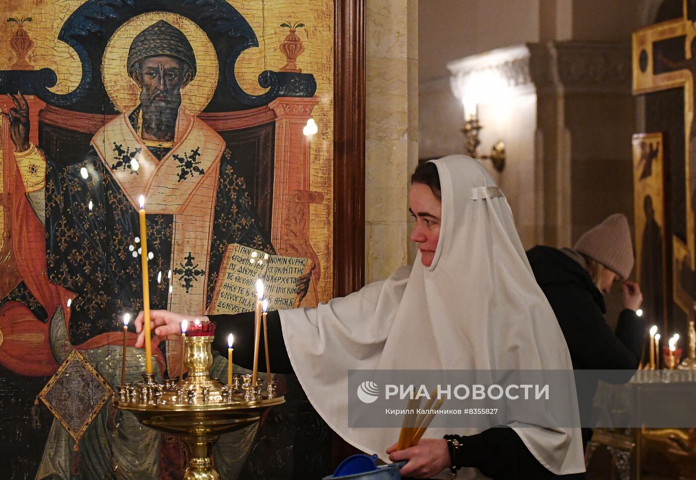 Великое освящение воды в храме Христа Спасителя