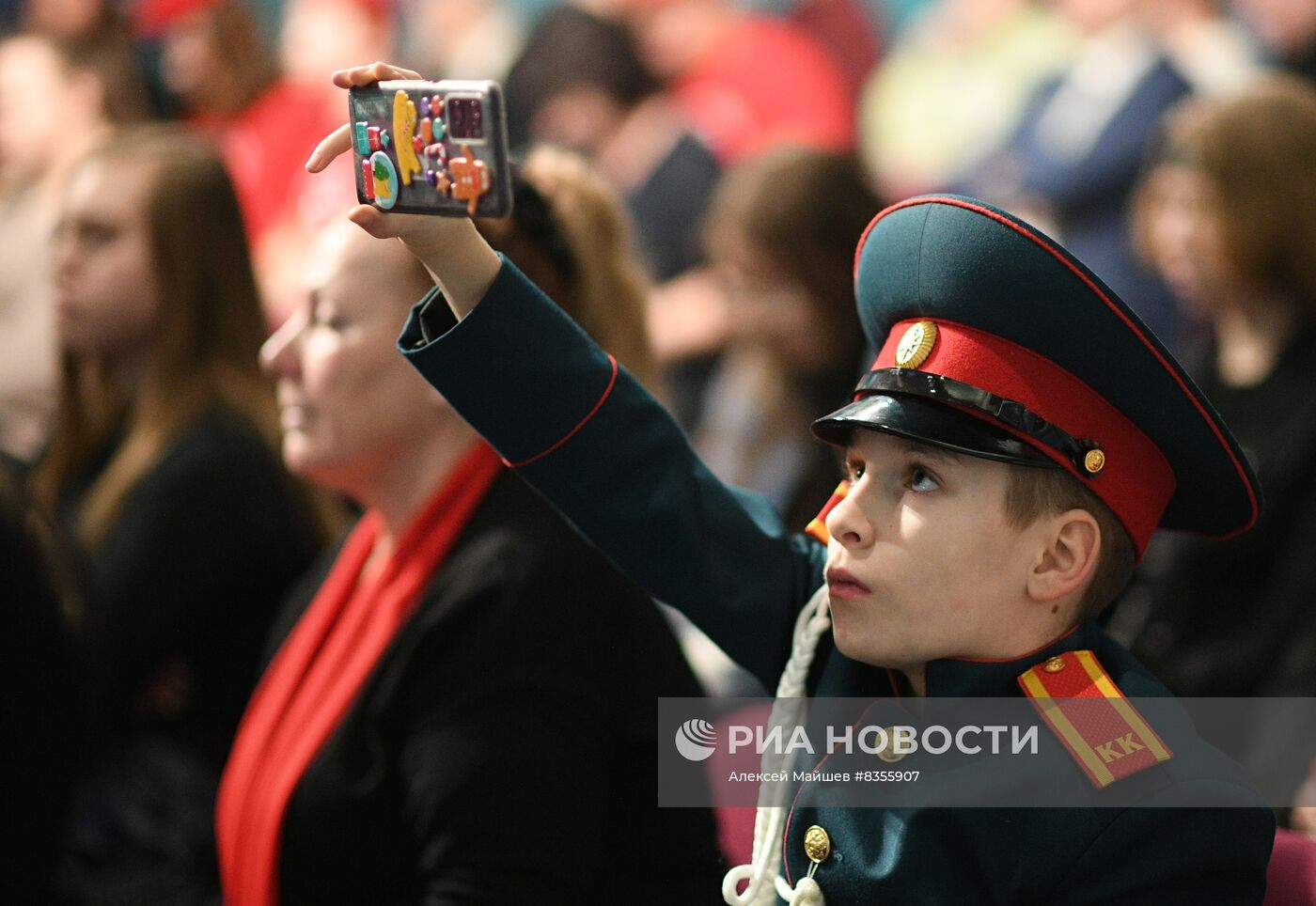 Выставка "Искра надежды" в Музее Победы