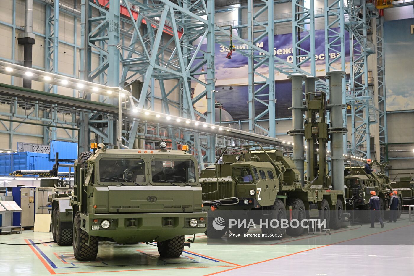 Президент РФ В. Путин принял участие в памятных мероприятиях, посвящённых 80-й годовщине прорыва блокады Ленинграда