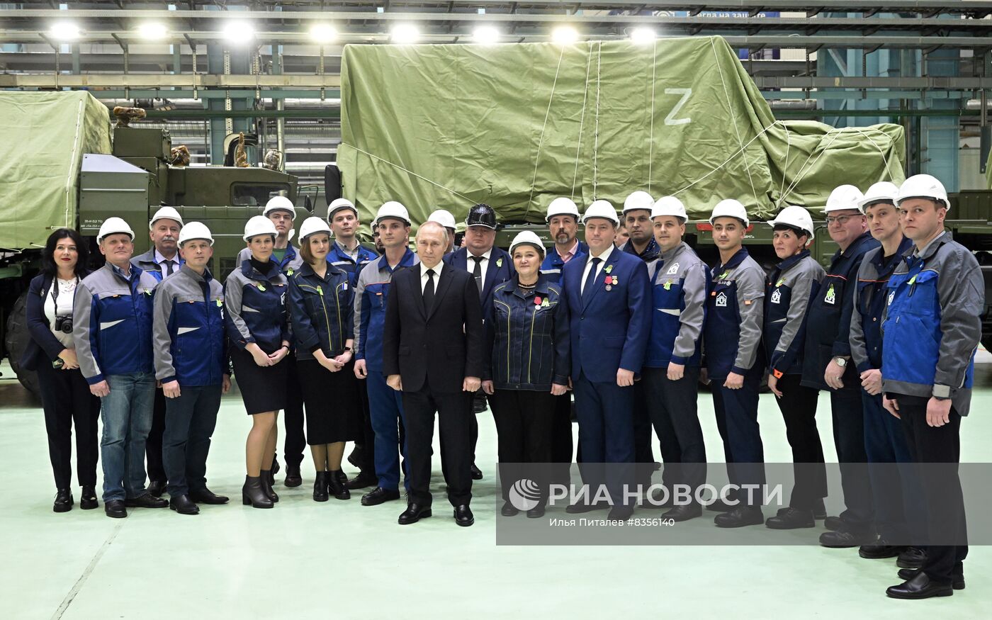 Президент РФ В. Путин принял участие в памятных мероприятиях, посвящённых 80-й годовщине прорыва блокады Ленинграда