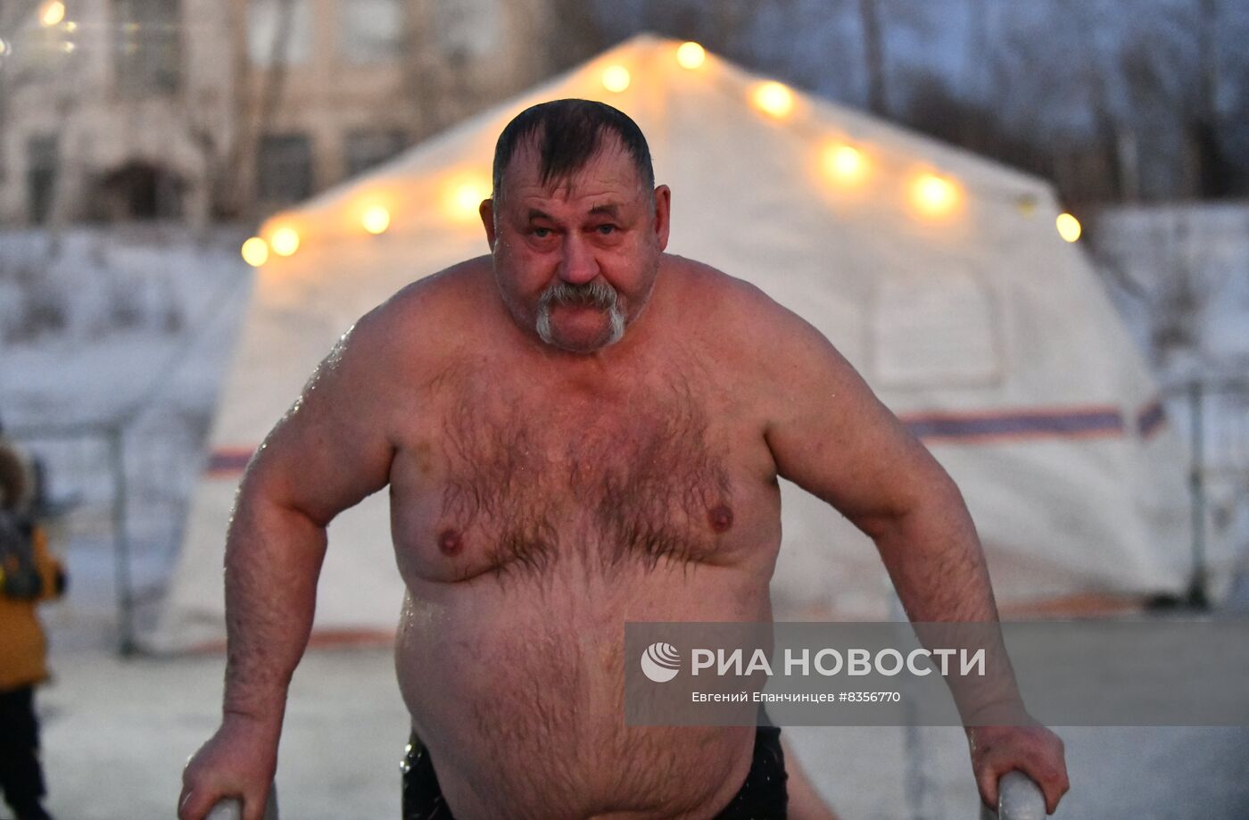 Празднование Крещения в России