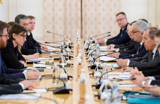 Встреча главы МИД РФ С. Лаврова и президента МККК М. Сполярич