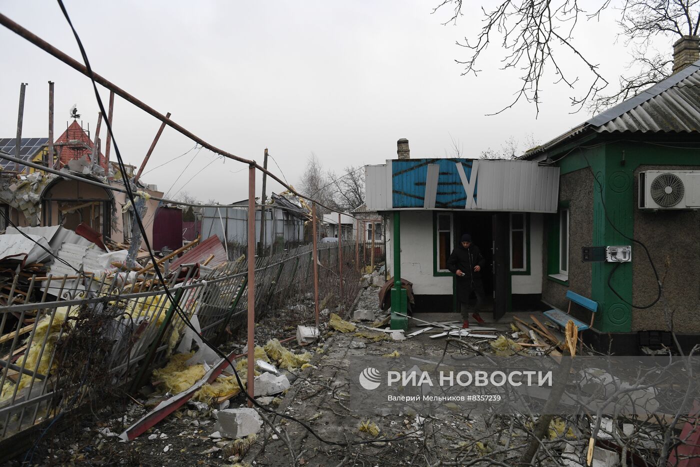 Последствия обстрела со стороны ВСУ города Волноваха в ДНР