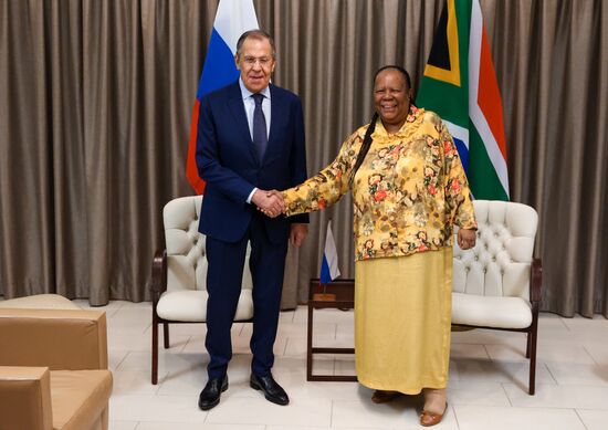 Визит главы МИД РФ С. Лаврова в ЮАР