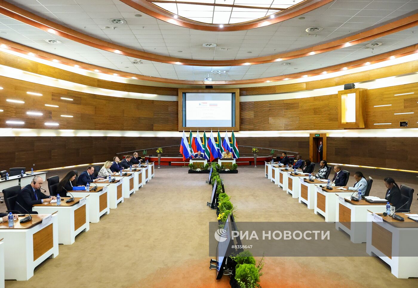 Визит главы МИД РФ С. Лаврова в ЮАР