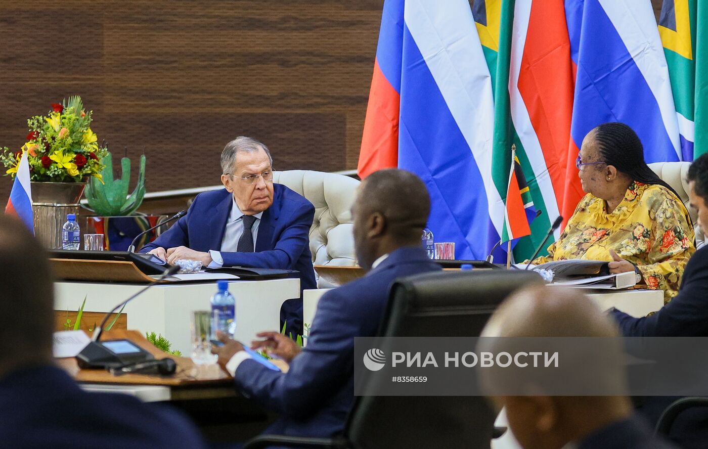Визит главы МИД РФ С. Лаврова в ЮАР