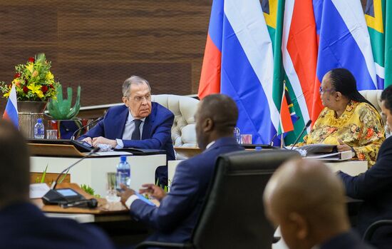 Визит главы МИД РФ С. Лаврова в ЮАР