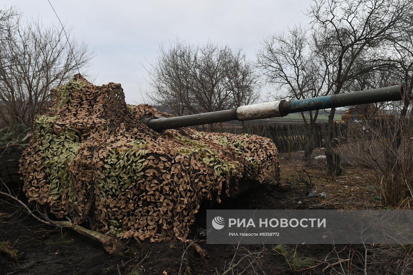 Работа танков Т-72Б в южном секторе специальной военной операции