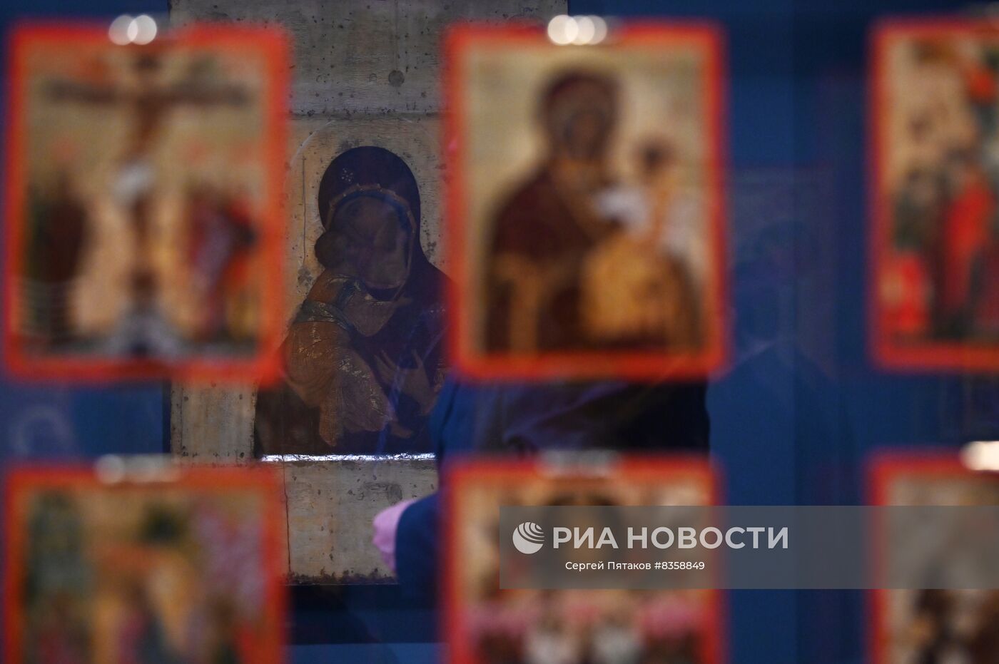 Выставка "Великое княжество. Сокровища Владимиро-Суздальской земли"
