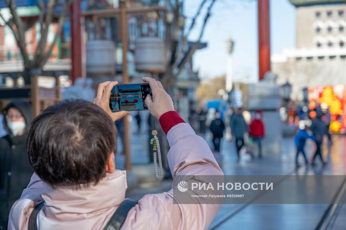 Подготовка к Новому году по лунному календарю в Пекине
